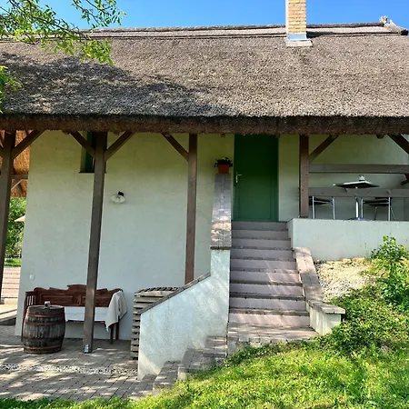 Pensión Fürjes Panoráma Stúdió 3*